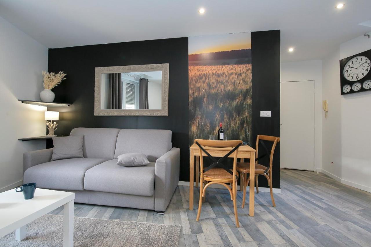 Les Champs, T2 Hypercentre Chic Et Cosy Wifi Par Sovalfi Apartment Saint-Etienne  Ngoại thất bức ảnh